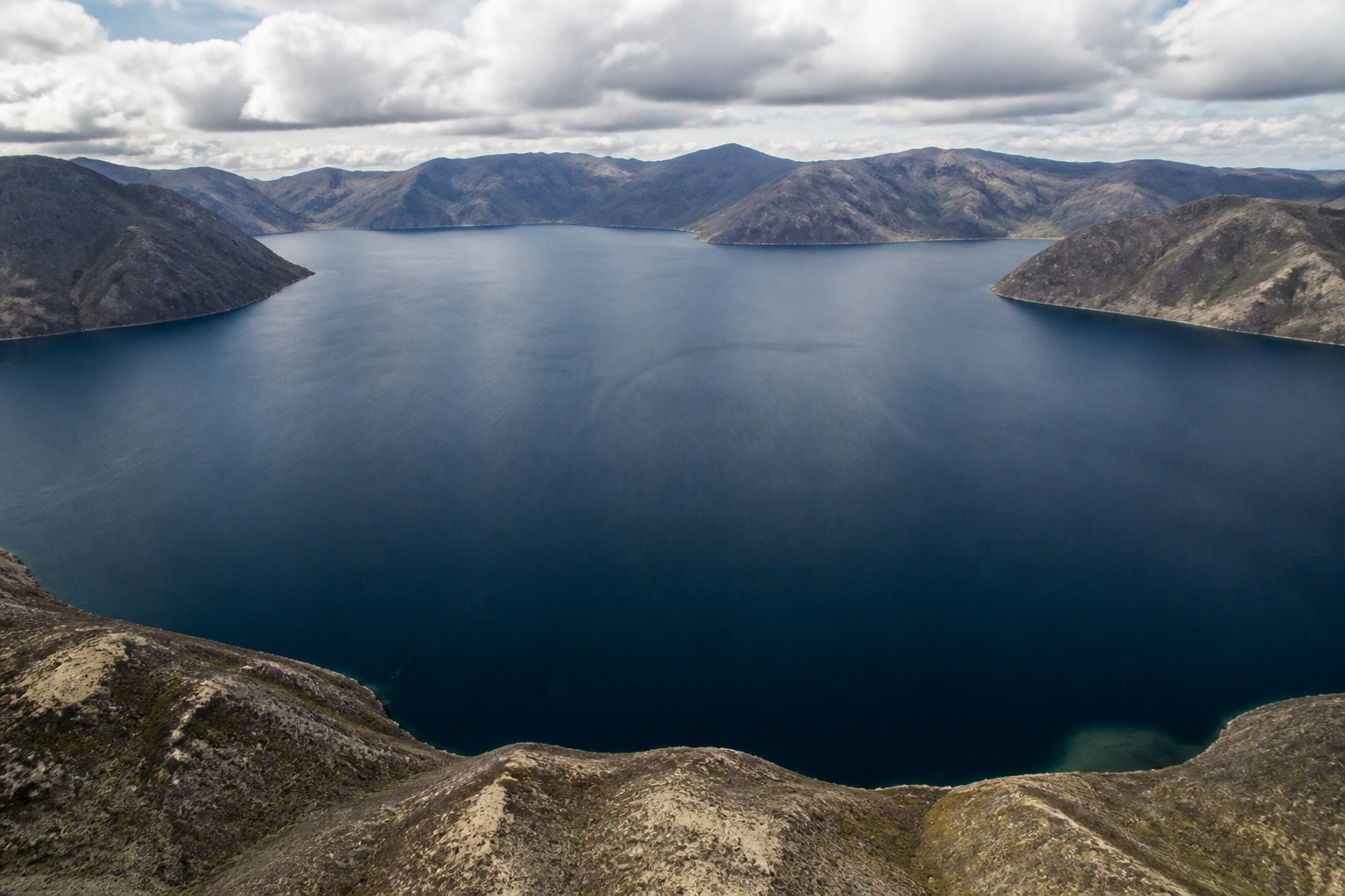 The most dangerous lakes on Earth pose unique, lethal threats to anything that ventures…